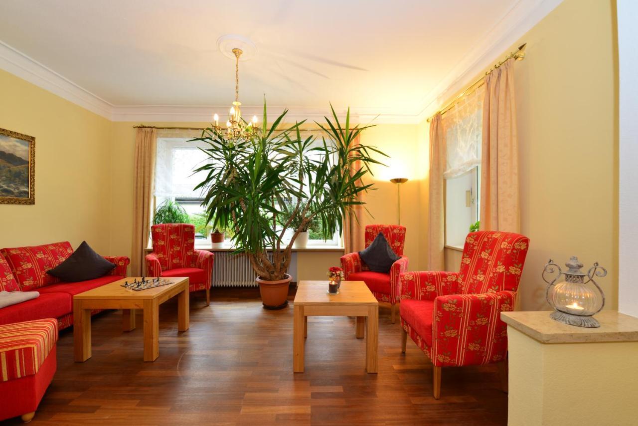 Hotel Marienhof บาดวือริสโฮเฟิน ภายนอก รูปภาพ
